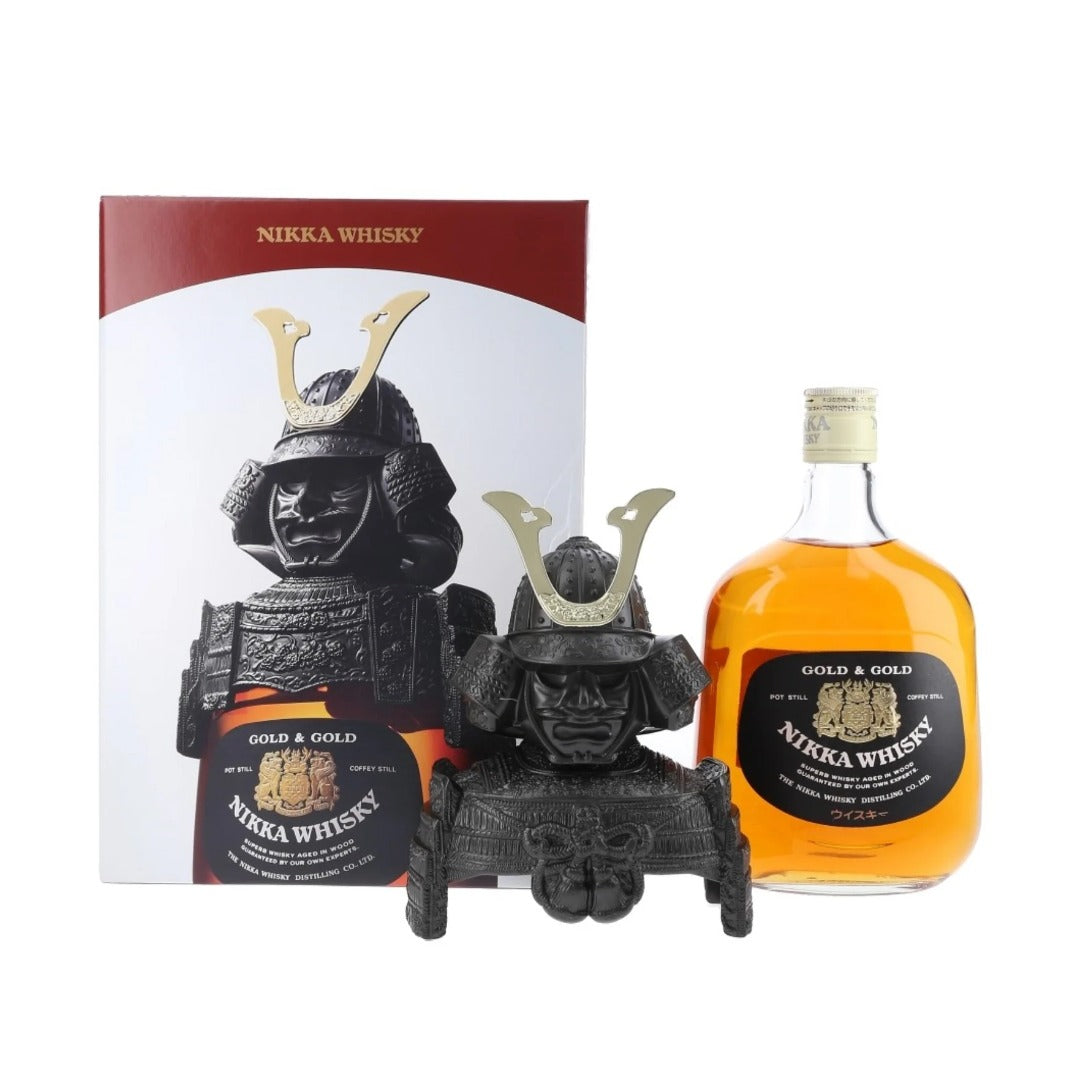 NIKKA SAMURAI GOLD & GOLD PLASTIC ARMOR 70CL GoBooz